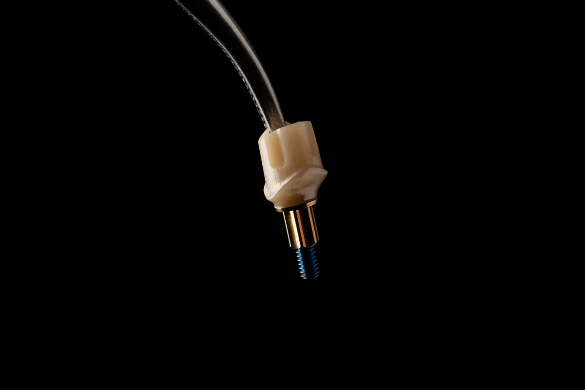 Lucrări Fixe pe Implant - dentalbit dental bit tg mureș laborator tehnică dentară laborator tehnica dentara tg mures mures fogtechnikus marosvasarhely fogtechnia CAD/CAM exocad digital Laborator Tehnică Dentară Proiectare Digitală Dentară Lucrări Fixe Lucrări Fixe Pe Implant Lucrări Mobile Lucrări Mobilizabile tehnică dentară digitală